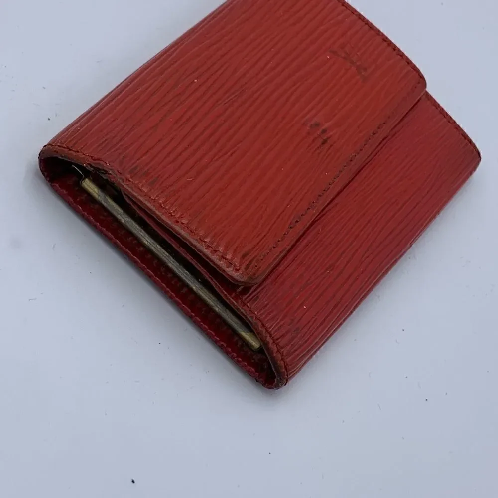💥AUTHENTIC💥 Louis Vuitton Epi Leather 6 Key Wallet Red